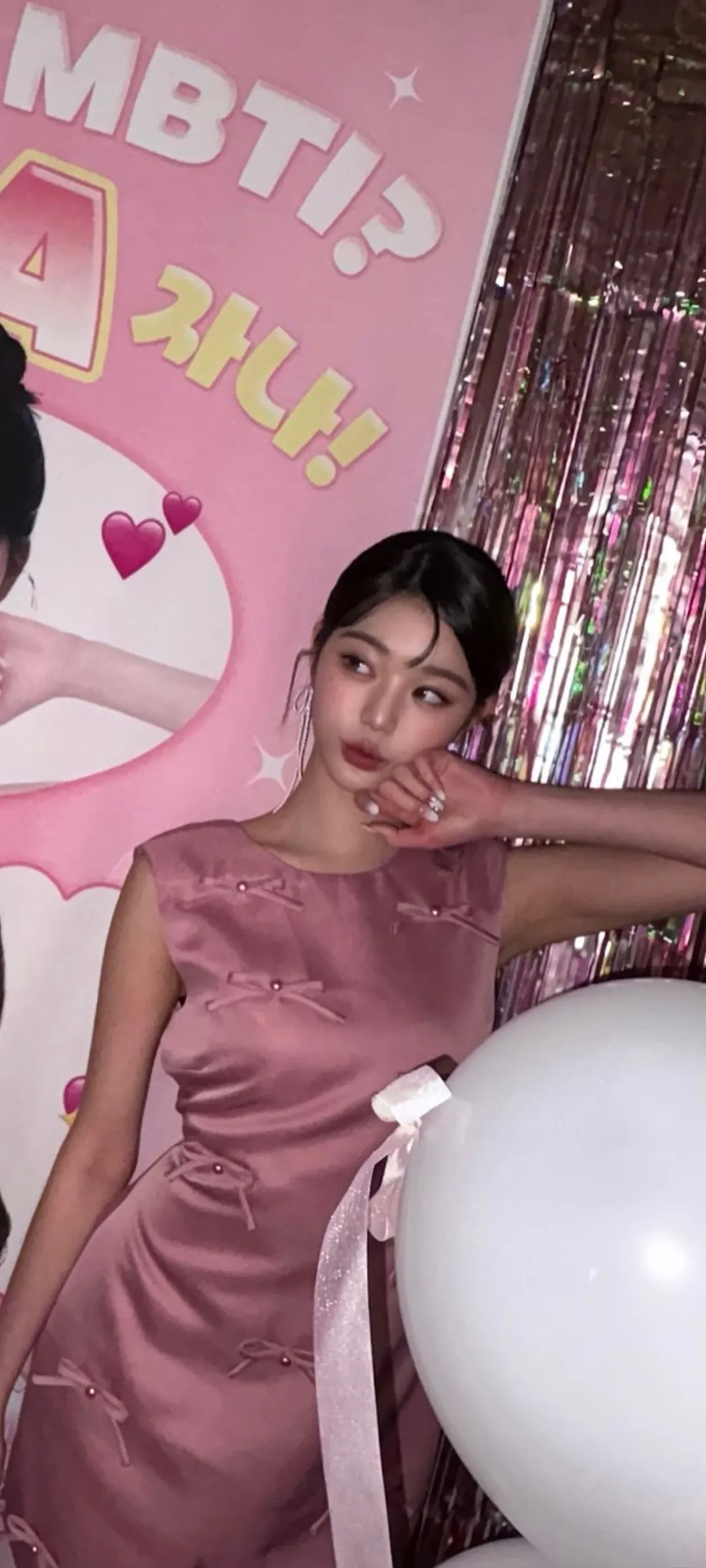 วอลเปเปอร์ หน้าจอล็อก มือถือ จาง วอนยอง 4K HD ดาวน์โหลด — IZ*ONE, IVE