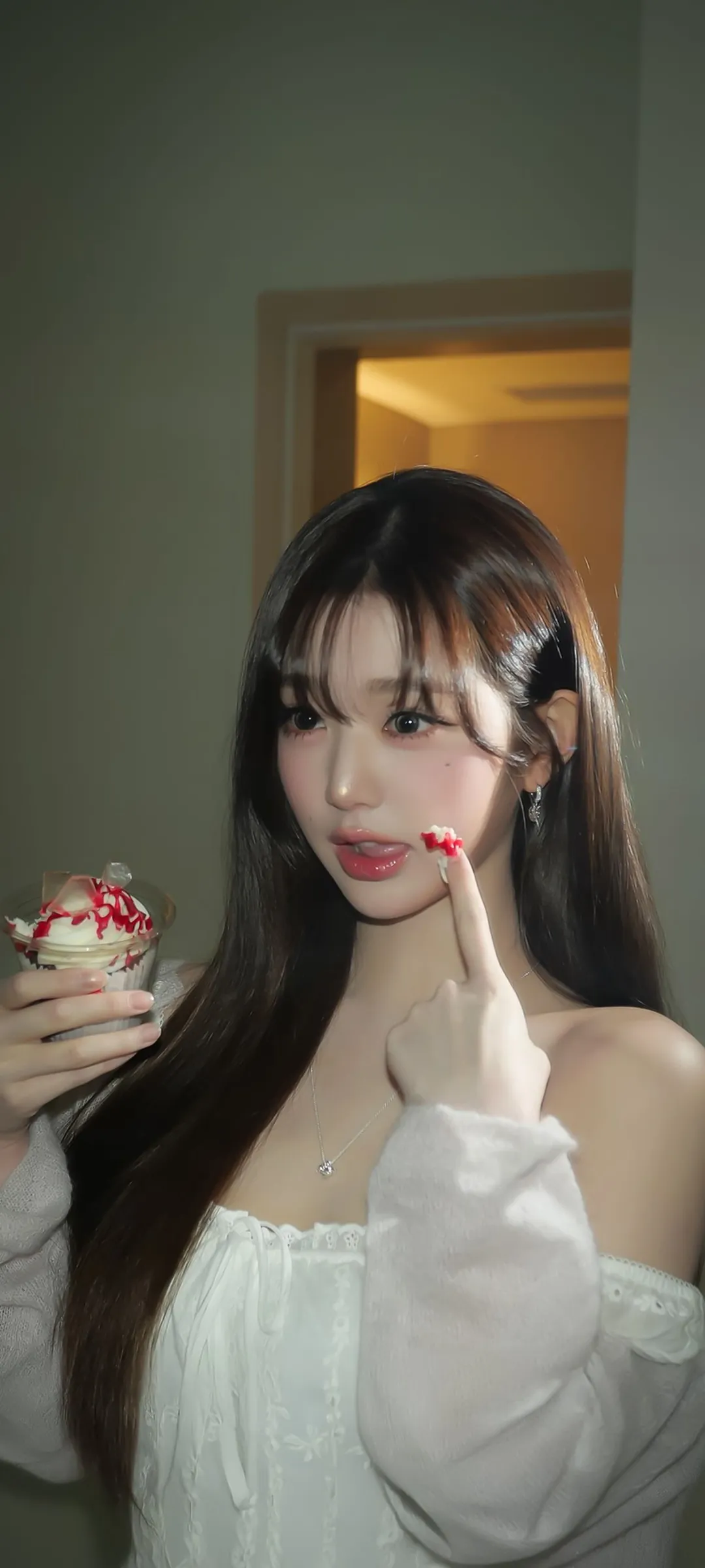 장원영 잠금화면 폰 배경화면 4K HD 다운로드 — 아이즈원, 아이브