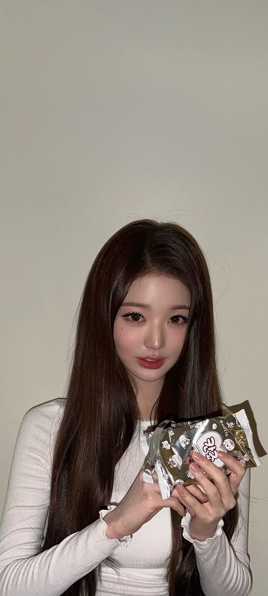 Jang Won-young kilit ekranı telefon duvar kağıdı 4K HD i̇ndir — IZ*ONE, IVE