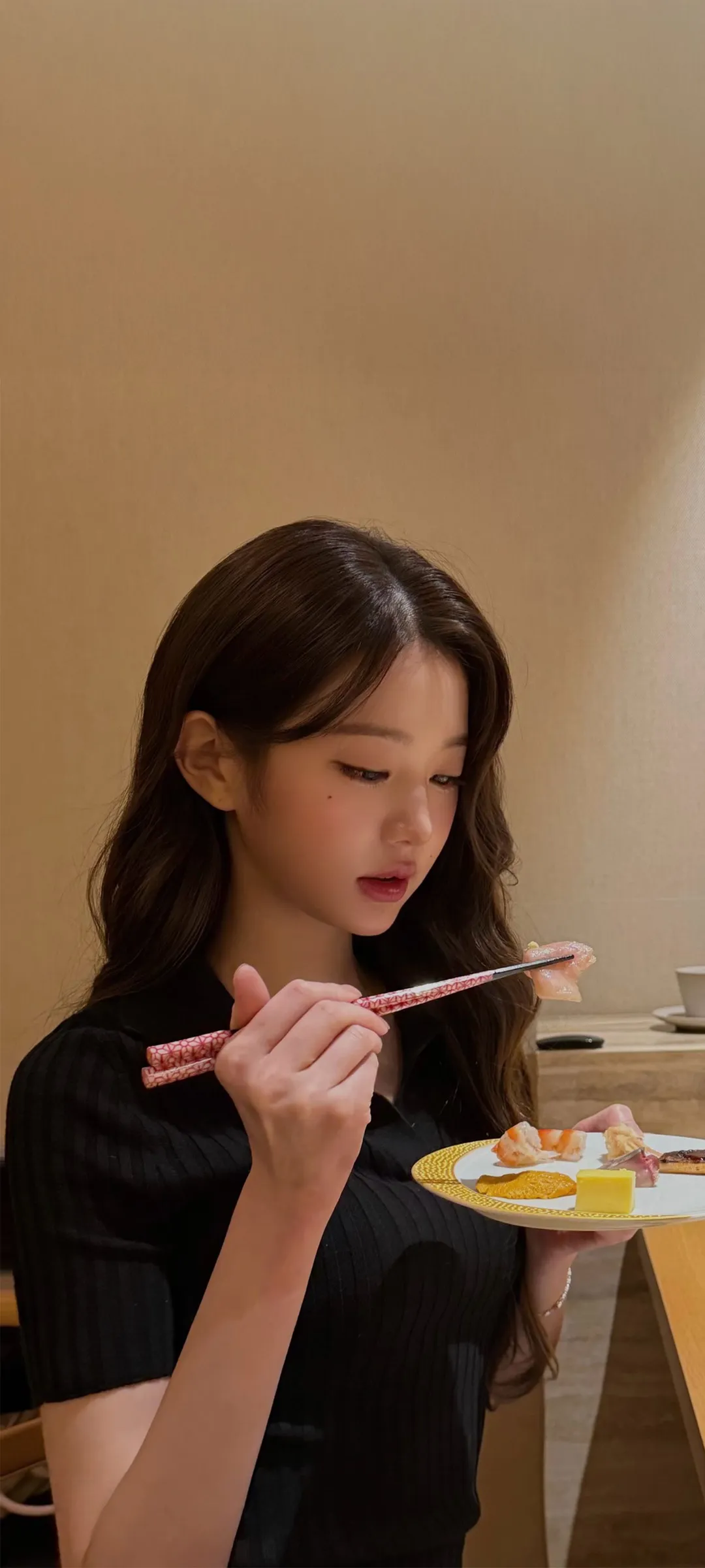 วอลเปเปอร์ หน้าจอล็อก มือถือ จาง วอนยอง 4K HD ดาวน์โหลด — IZ*ONE, IVE