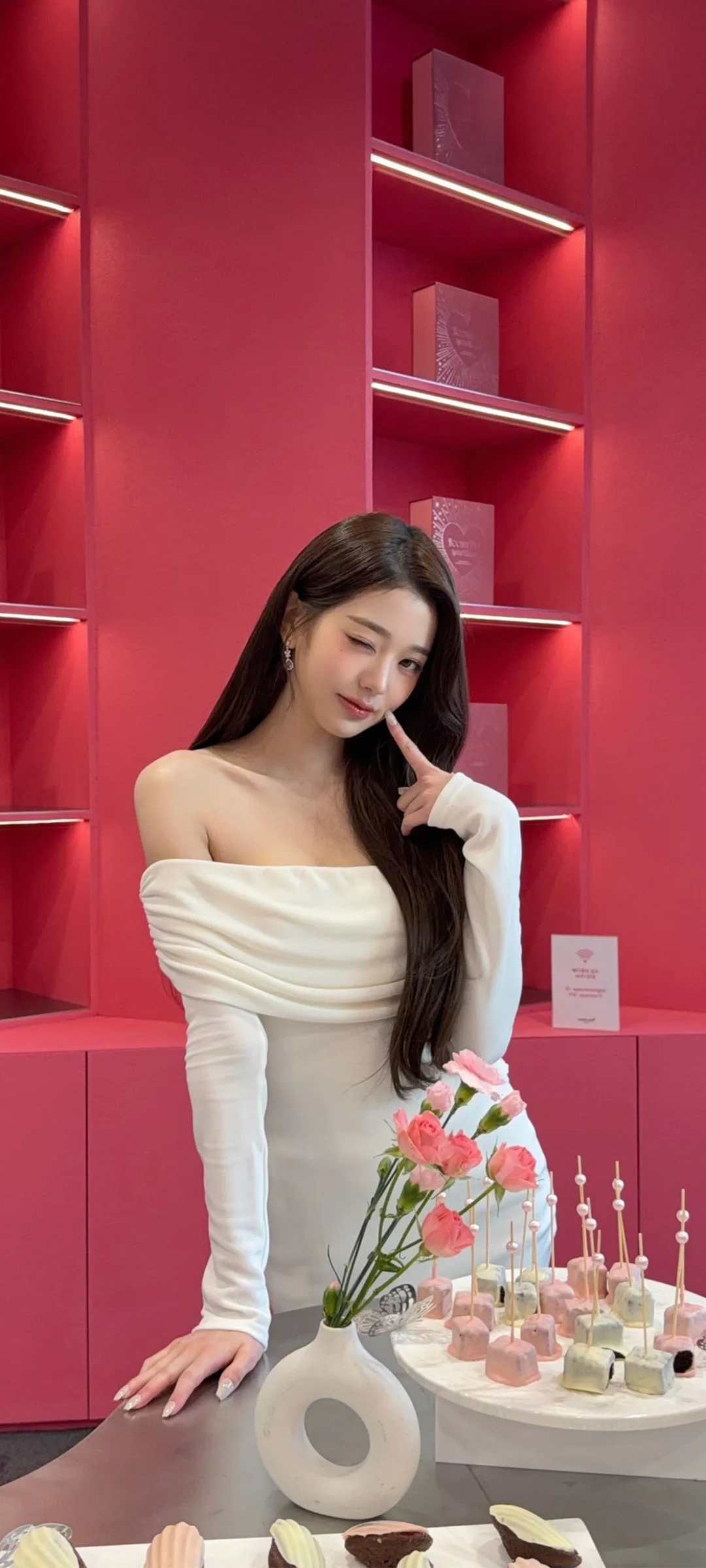 วอลเปเปอร์ หน้าจอล็อก มือถือ จาง วอนยอง 4K HD ดาวน์โหลด — IZ*ONE, IVE