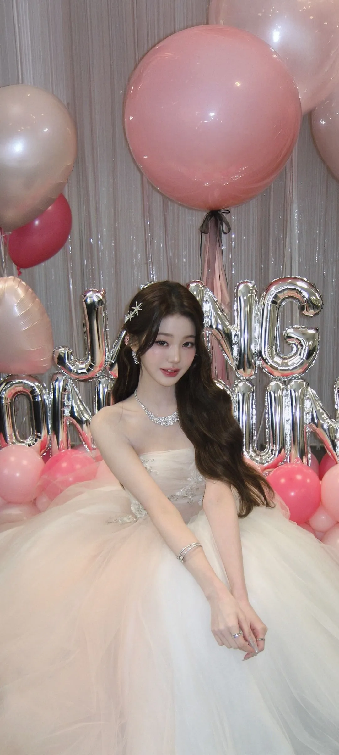 Jang Won-young kilit ekranı telefon duvar kağıdı 4K HD i̇ndir — IZ*ONE, IVE