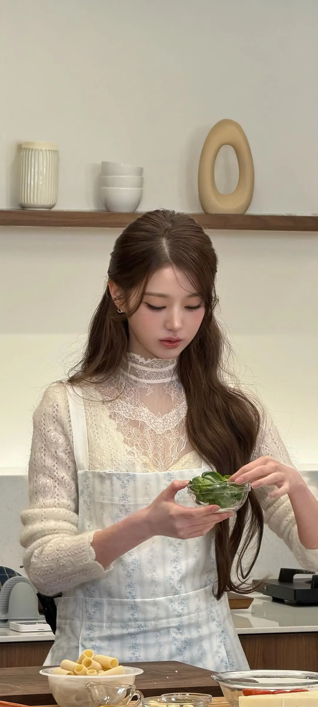 장원영 잠금화면 폰 배경화면 4K HD 다운로드 — 아이즈원, 아이브