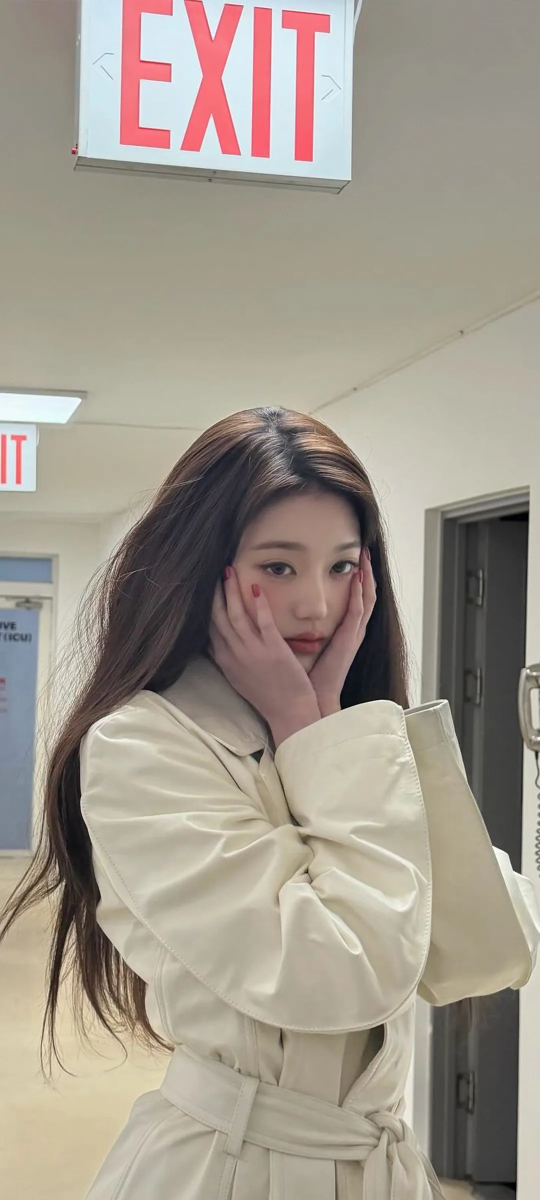 Jang Won-young kilit ekranı telefon duvar kağıdı 4K HD i̇ndir — IZ*ONE, IVE