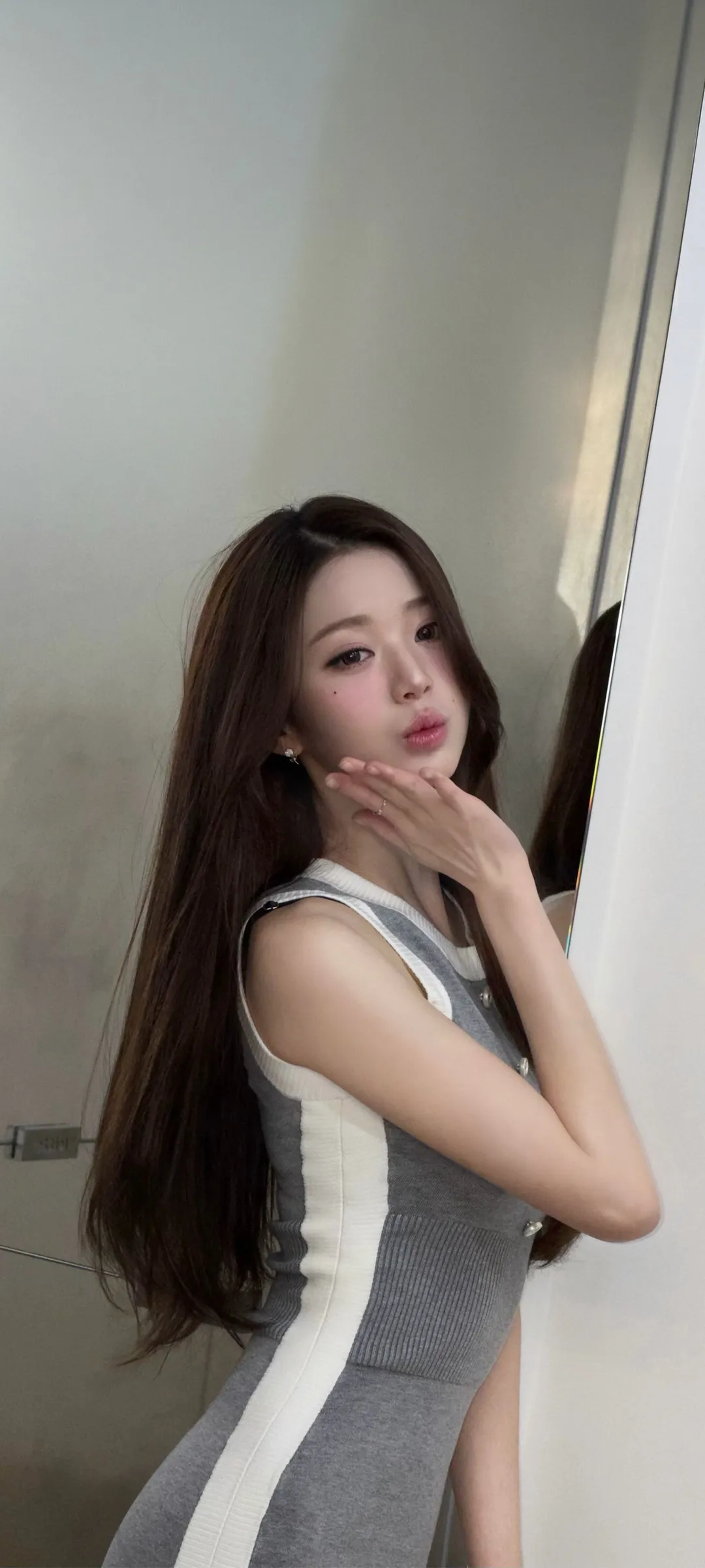 Jang Won-young kilit ekranı telefon duvar kağıdı 4K HD i̇ndir — IZ*ONE, IVE