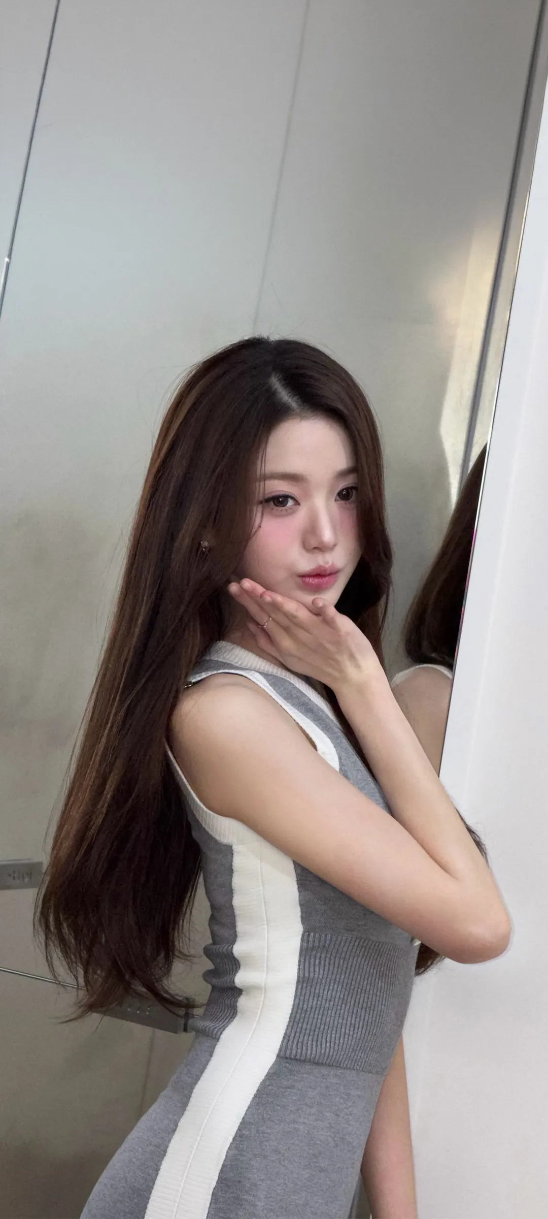 Jang Won-young kilit ekranı telefon duvar kağıdı 4K HD i̇ndir — IZ*ONE, IVE