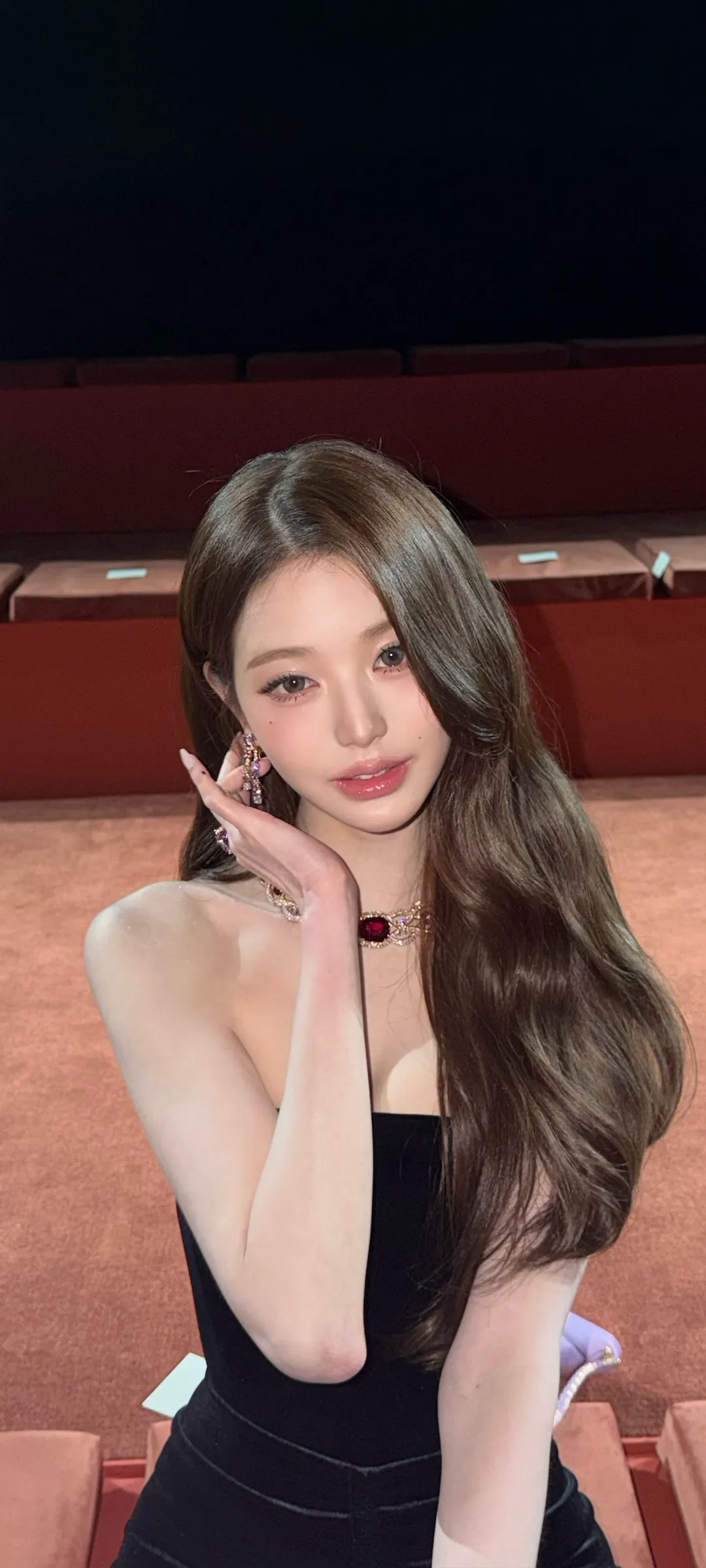วอลเปเปอร์ หน้าจอล็อก มือถือ จาง วอนยอง 4K HD ดาวน์โหลด — IZ*ONE, IVE