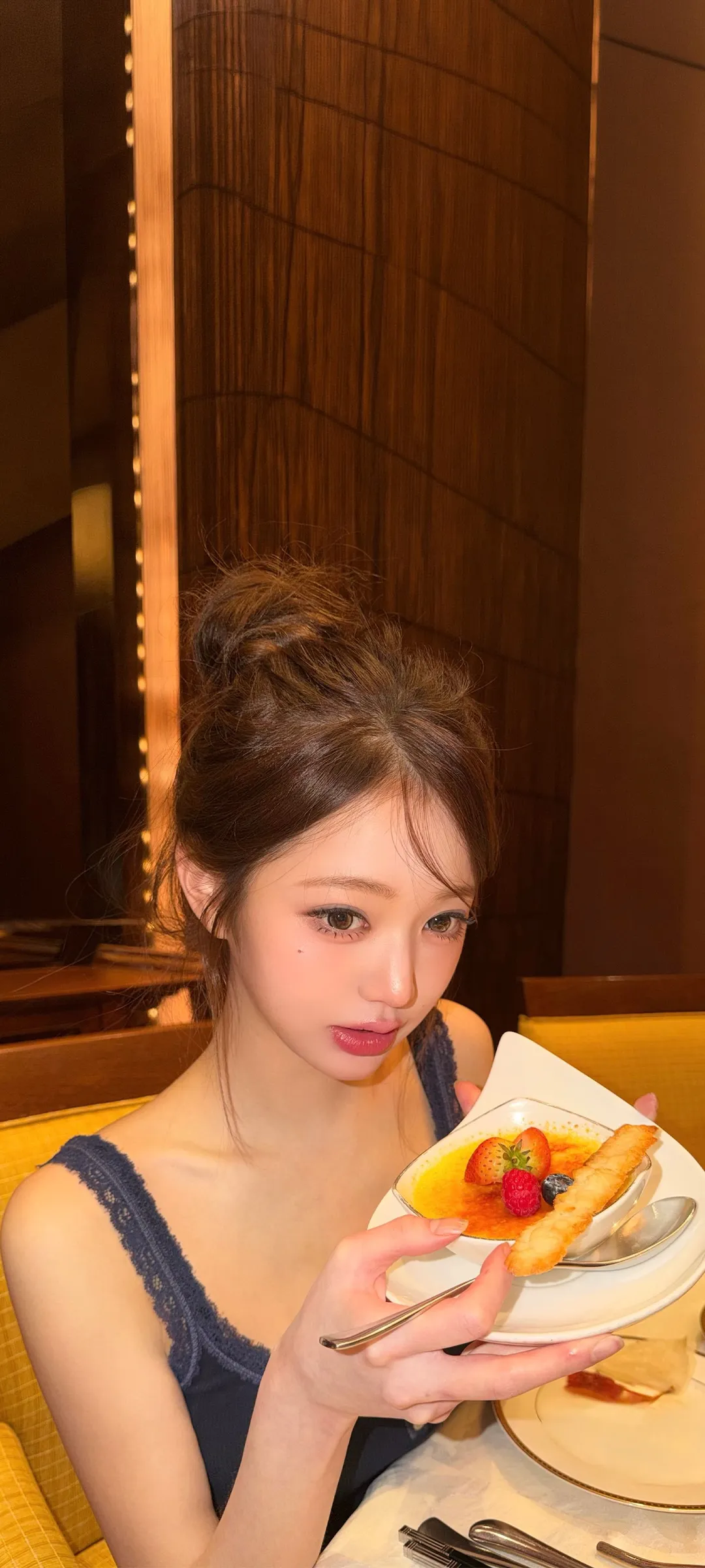 วอลเปเปอร์ หน้าจอล็อก มือถือ จาง วอนยอง 4K HD ดาวน์โหลด — IZ*ONE, IVE