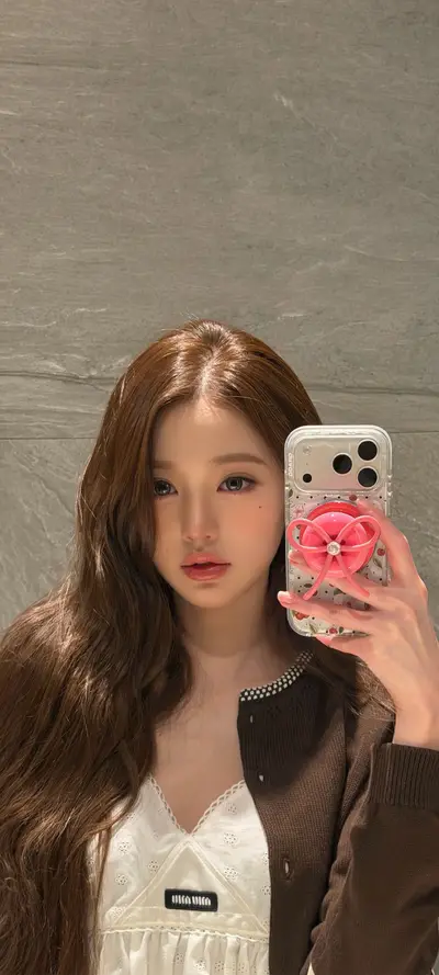 Jang Won-young Phone Lock Screen Wallpaper 4K HD Download #9592