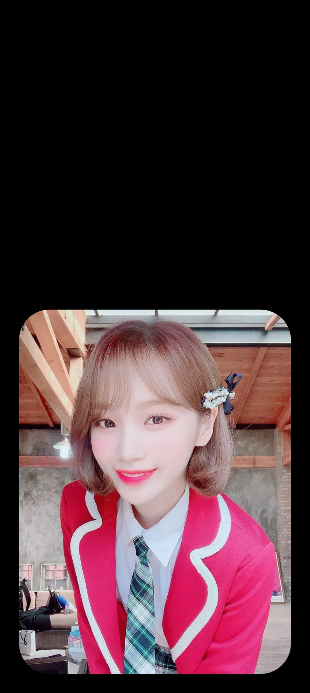 김채원 잠금화면 폰 배경화면 4K HD 다운로드 — 아이즈원, 르세라핌