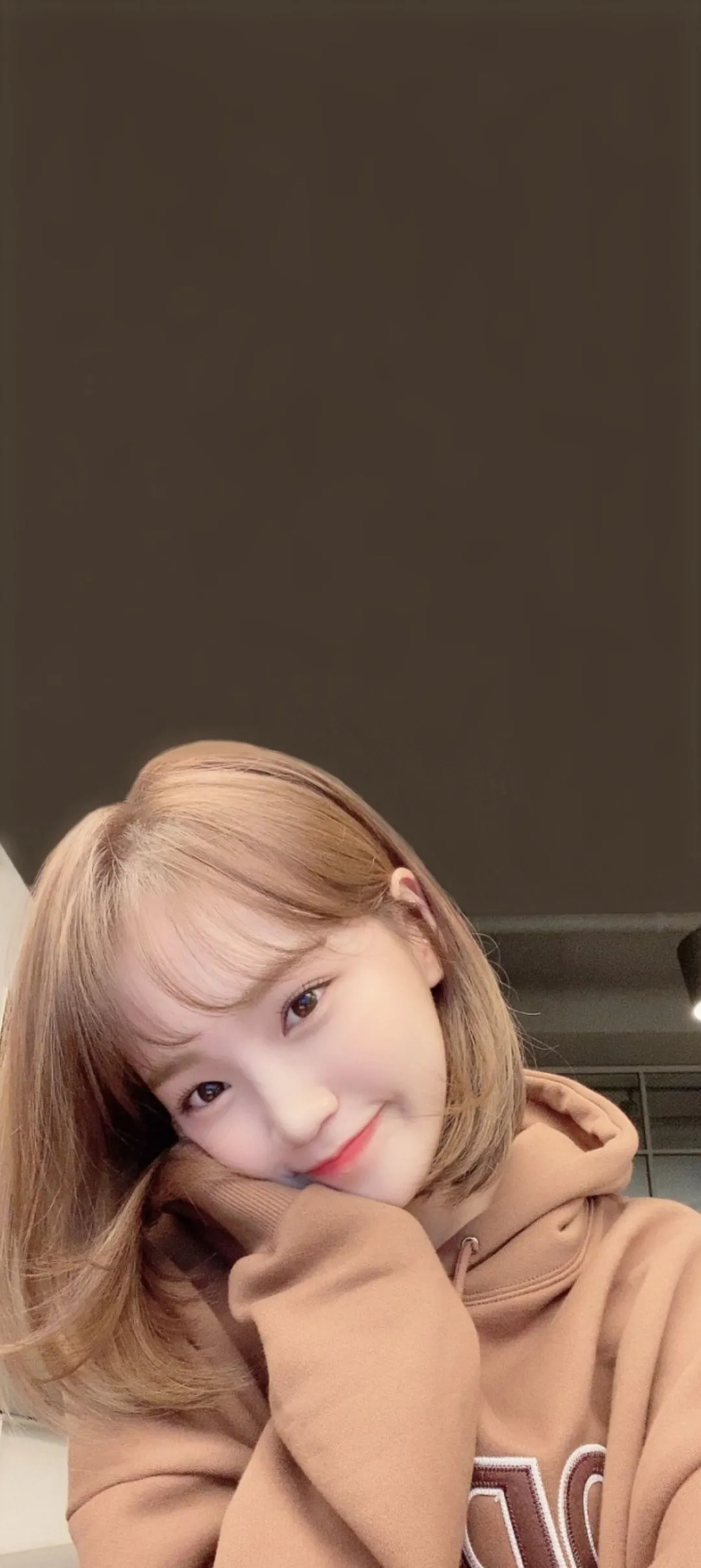 김채원 잠금화면 폰 배경화면 4K HD 다운로드 — 아이즈원, 르세라핌