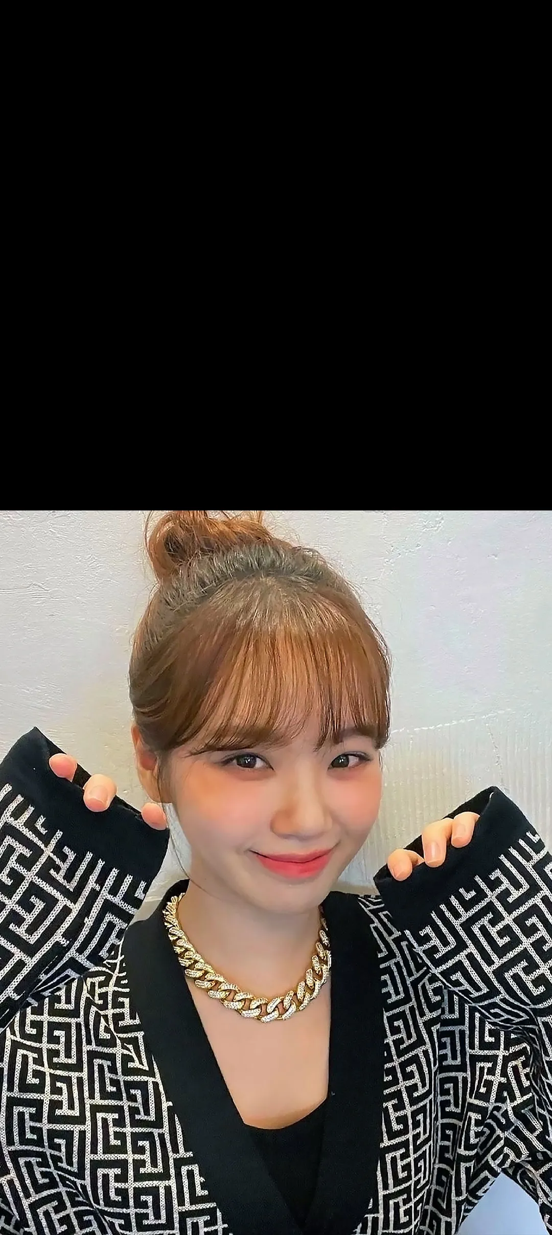 Wallpaper layar kunci hp Kim Chae-won 4K HD download — IZ*ONE, LE SSERAFIM