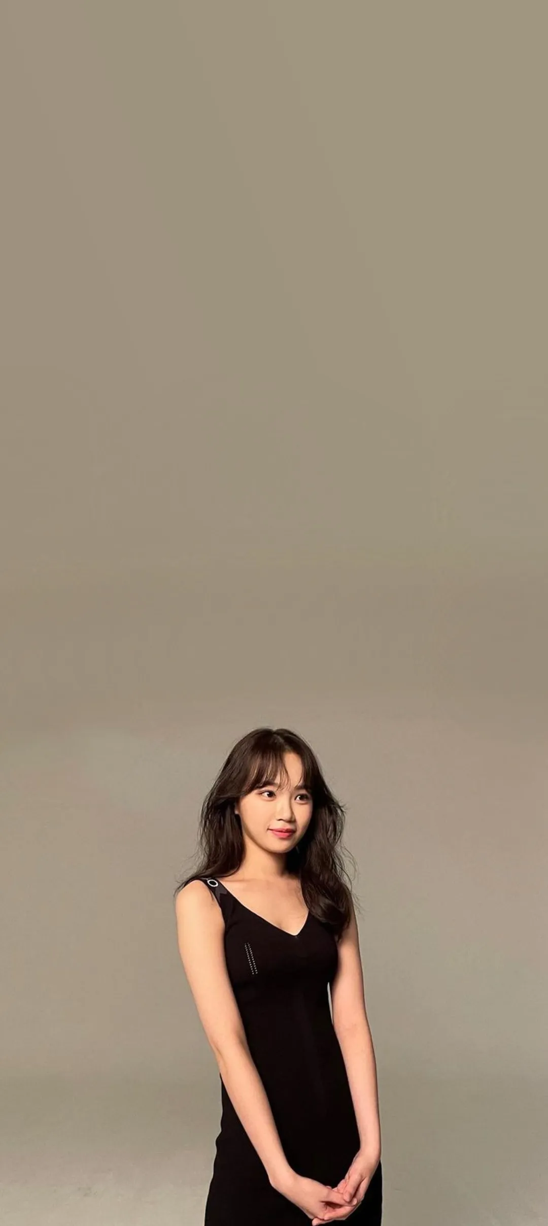 김채원 잠금화면 폰 배경화면 4K HD 다운로드 — 아이즈원, 르세라핌