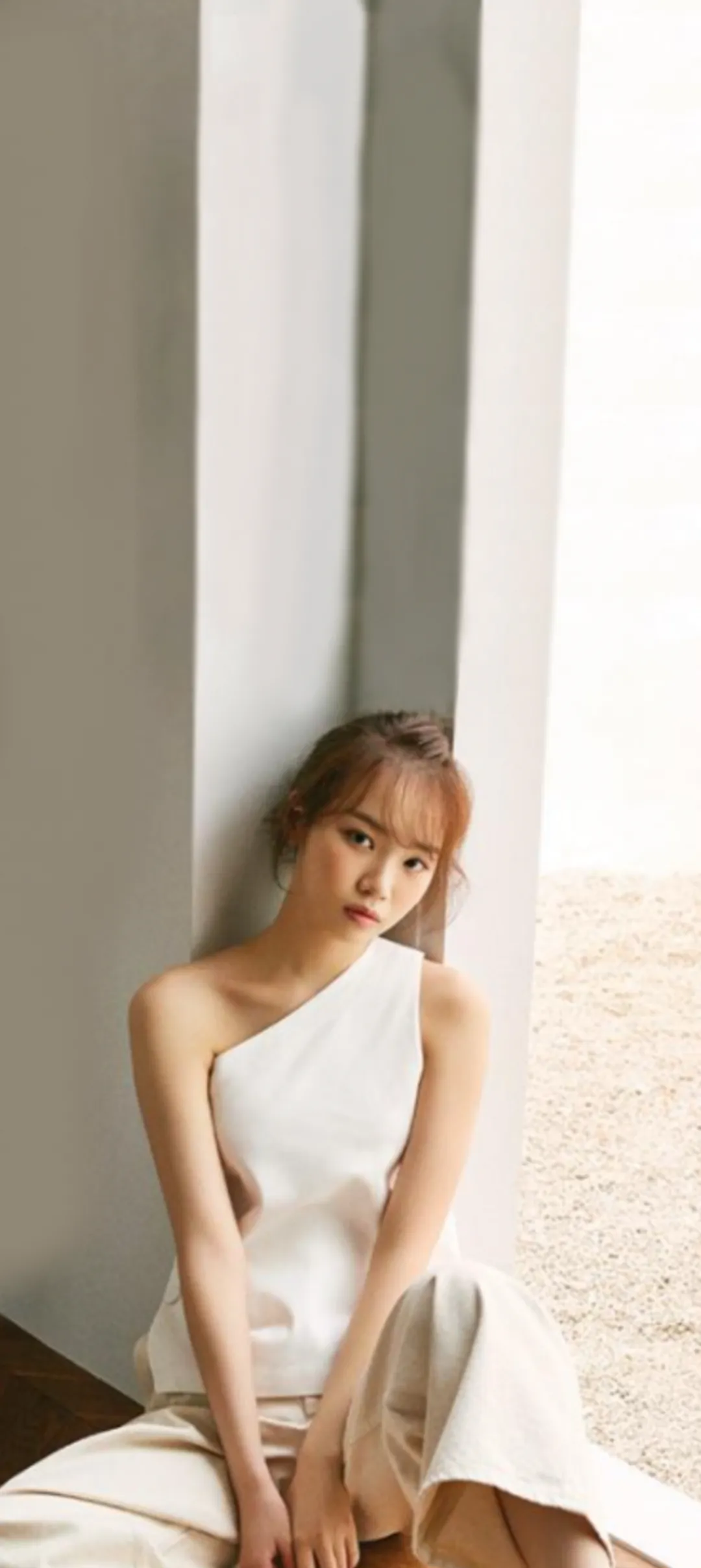 Wallpaper layar kunci hp Kim Chae-won 4K HD download — IZ*ONE, LE SSERAFIM