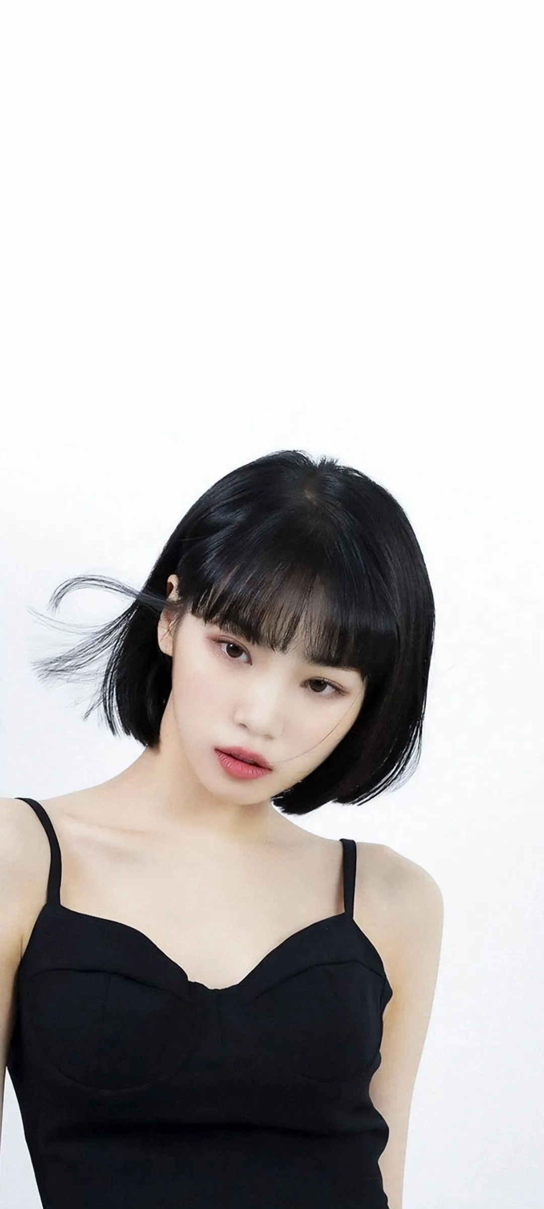 Kim Chae-won lock screen phone wallpaper 4K HD download — IZ*ONE, LE SSERAFIM