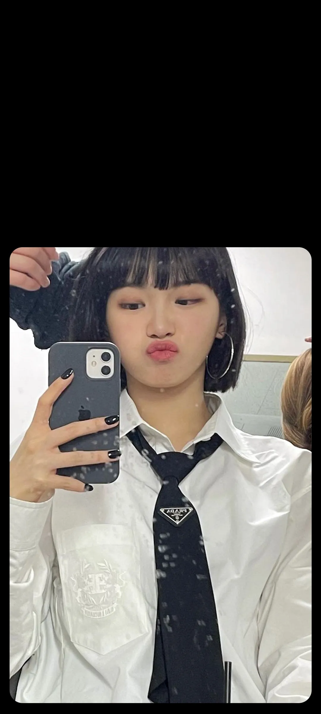 Wallpaper layar kunci hp Kim Chae-won 4K HD download — IZ*ONE, LE SSERAFIM