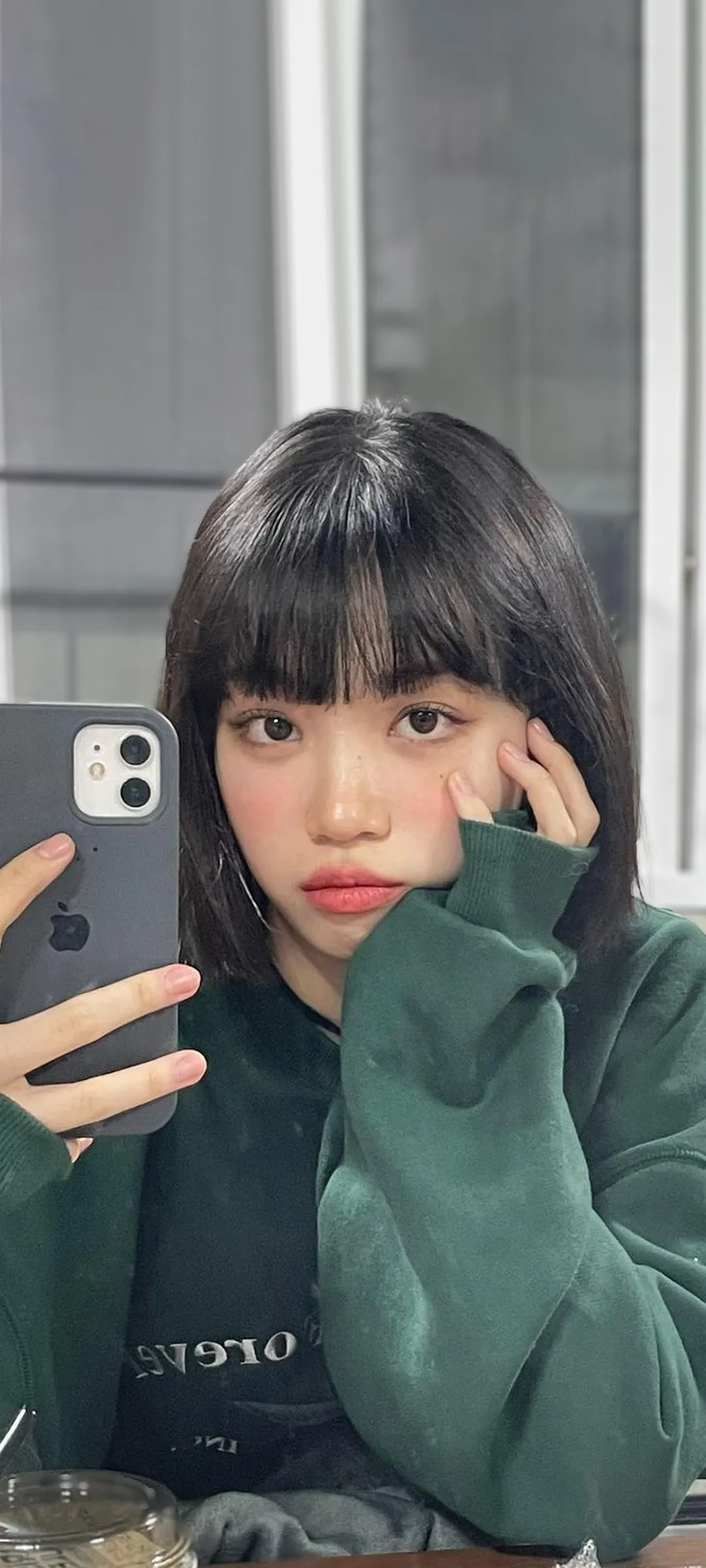 Wallpaper layar kunci hp Kim Chae-won 4K HD download — IZ*ONE, LE SSERAFIM