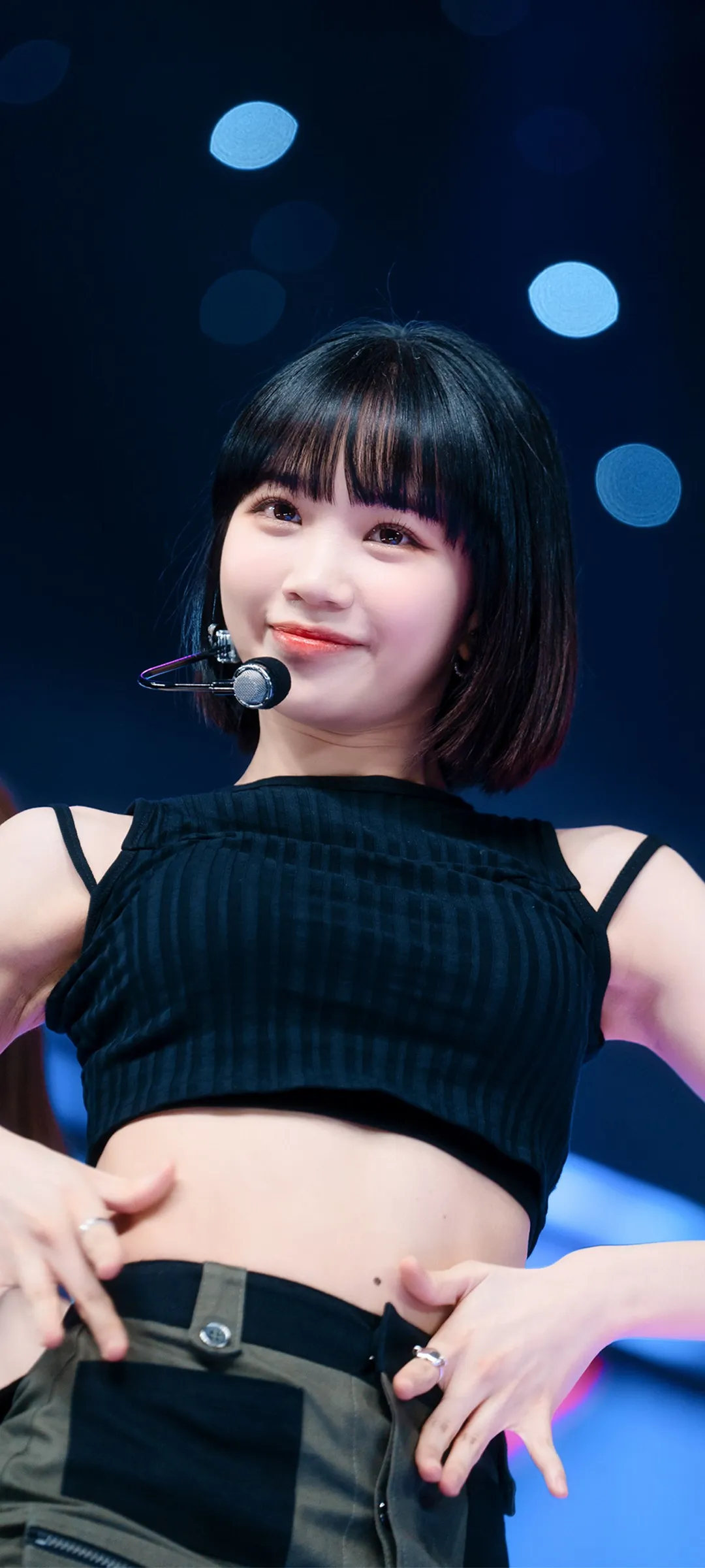 Kim Chae-won lock screen phone wallpaper 4K HD download — IZ*ONE, LE SSERAFIM