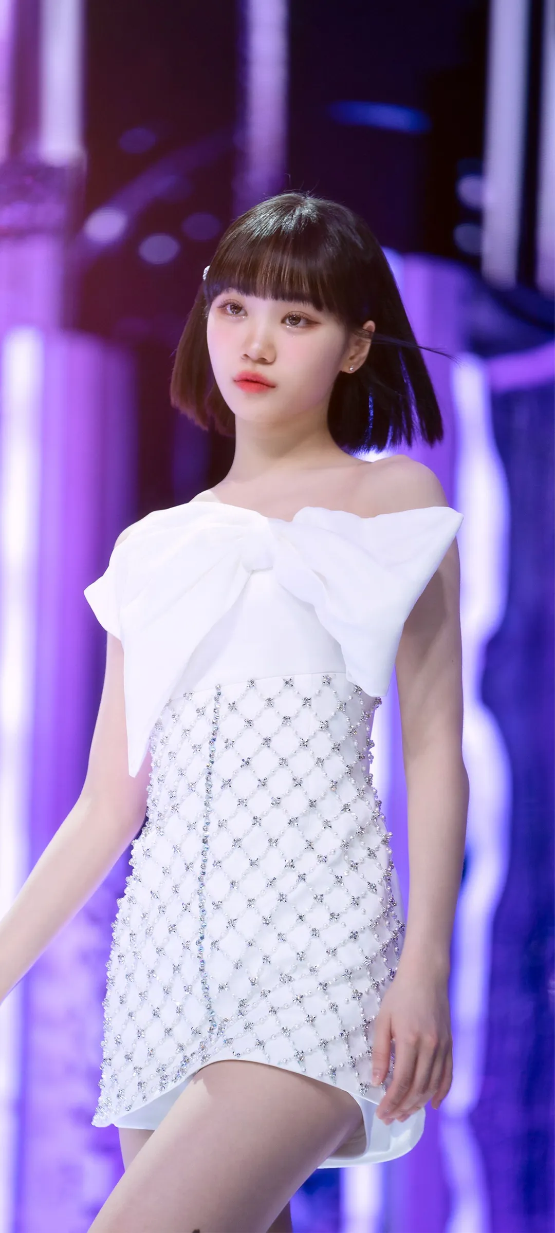Wallpaper layar kunci hp Kim Chae-won 4K HD download — IZ*ONE, LE SSERAFIM