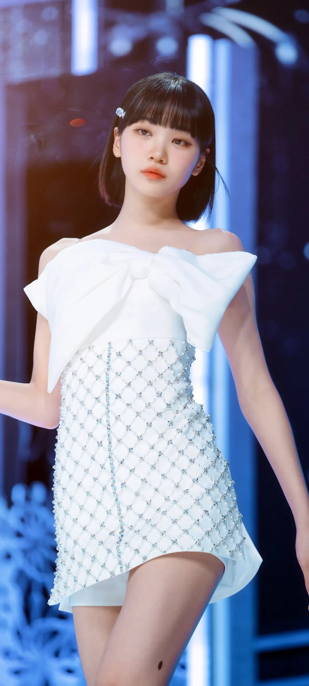 Wallpaper layar kunci hp Kim Chae-won 4K HD download — IZ*ONE, LE SSERAFIM