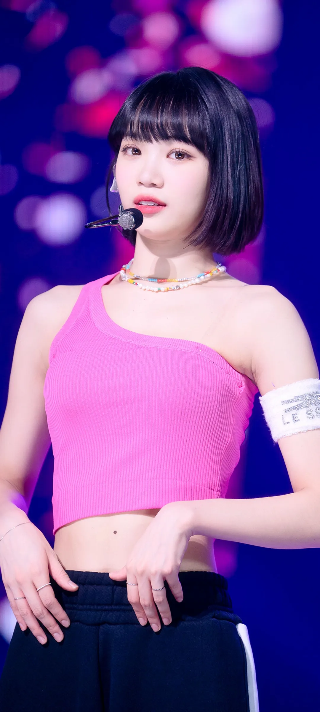 Wallpaper layar kunci hp Kim Chae-won 4K HD download — IZ*ONE, LE SSERAFIM