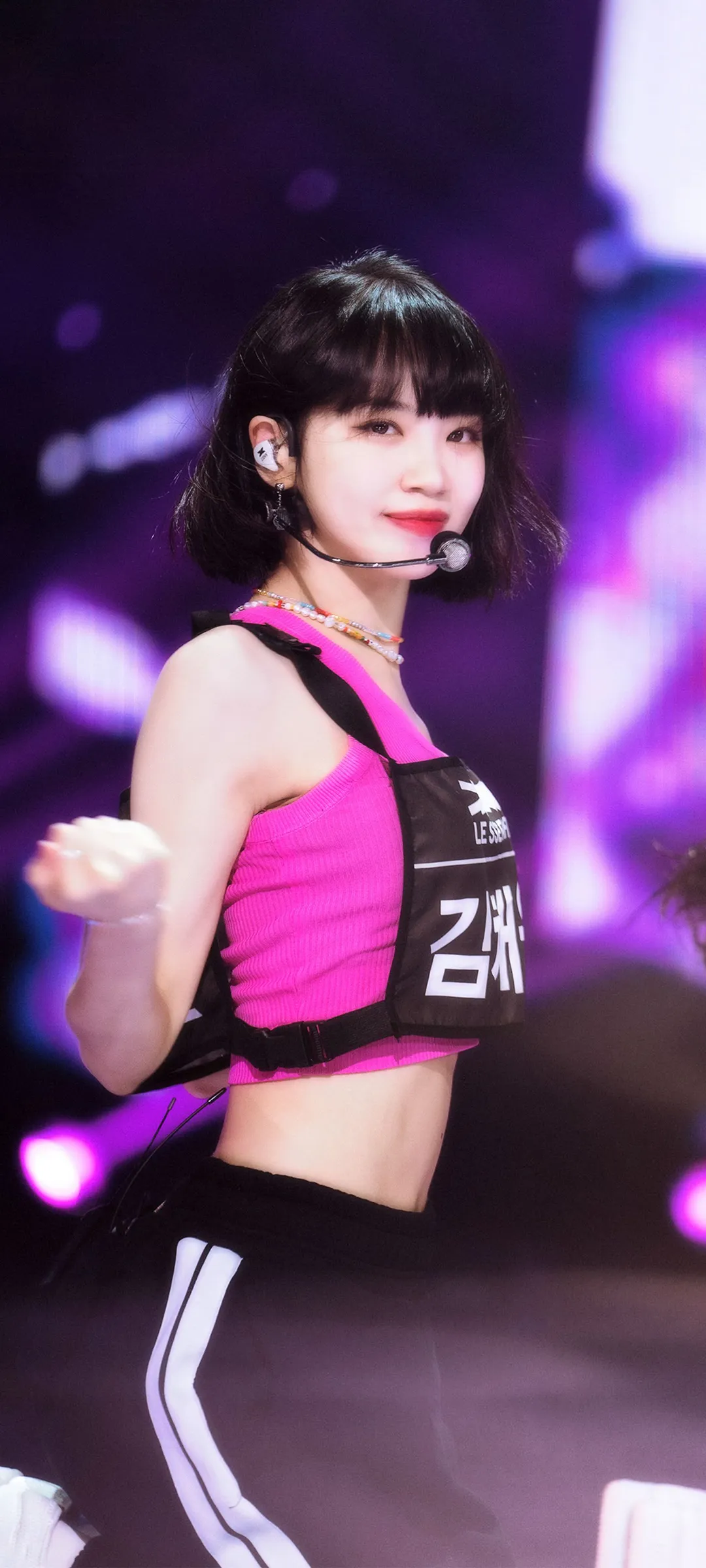 Wallpaper layar kunci hp Kim Chae-won 4K HD download — IZ*ONE, LE SSERAFIM